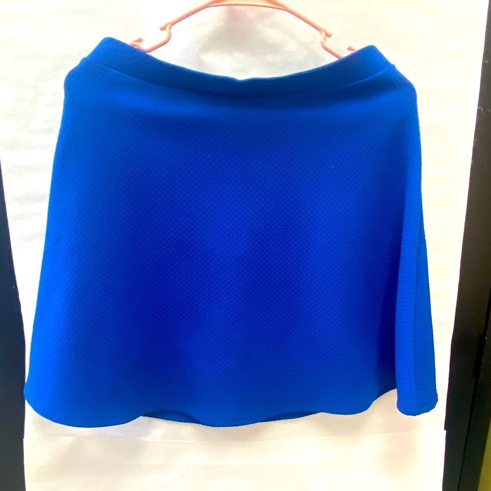 Women’s H&M mini skirt by Divided, NWT
